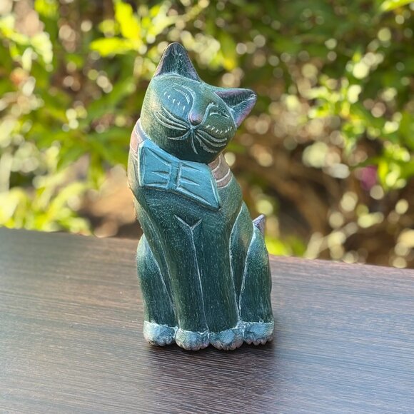 Vintage Hand Carved Wooden Cat Figurine with Bow Tie MCM Folk Art Green Cat - Picture 1 of 12